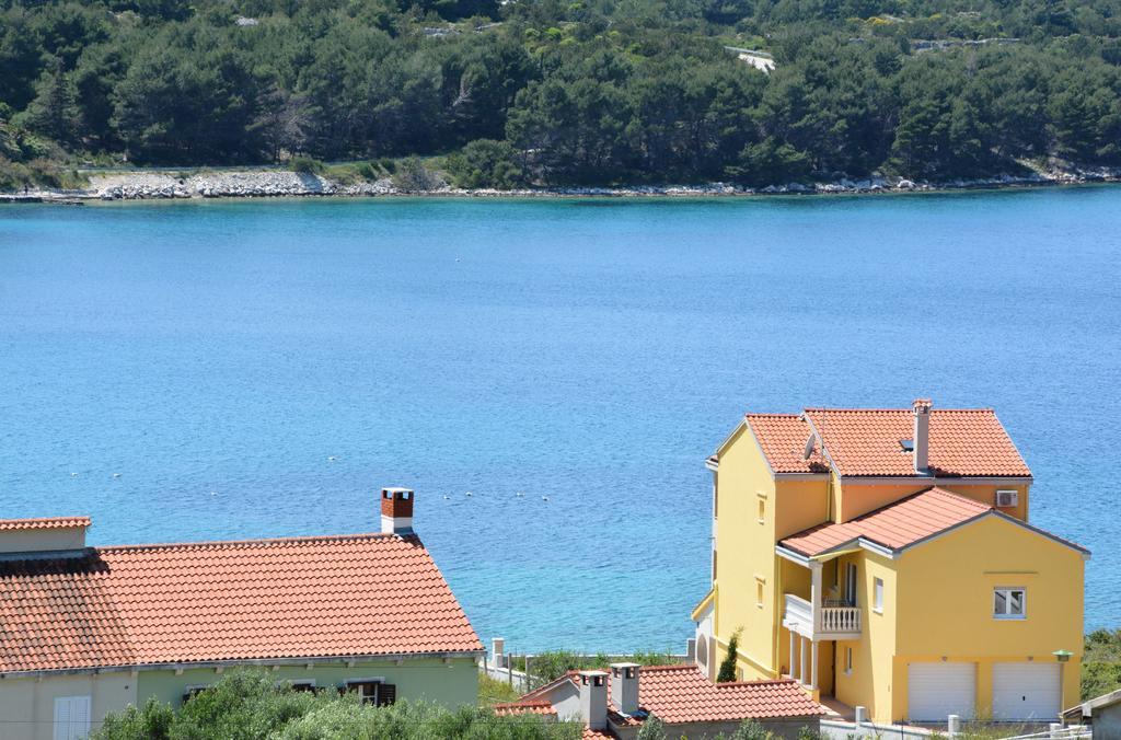 Apartments Buturi Солине Экстерьер фото