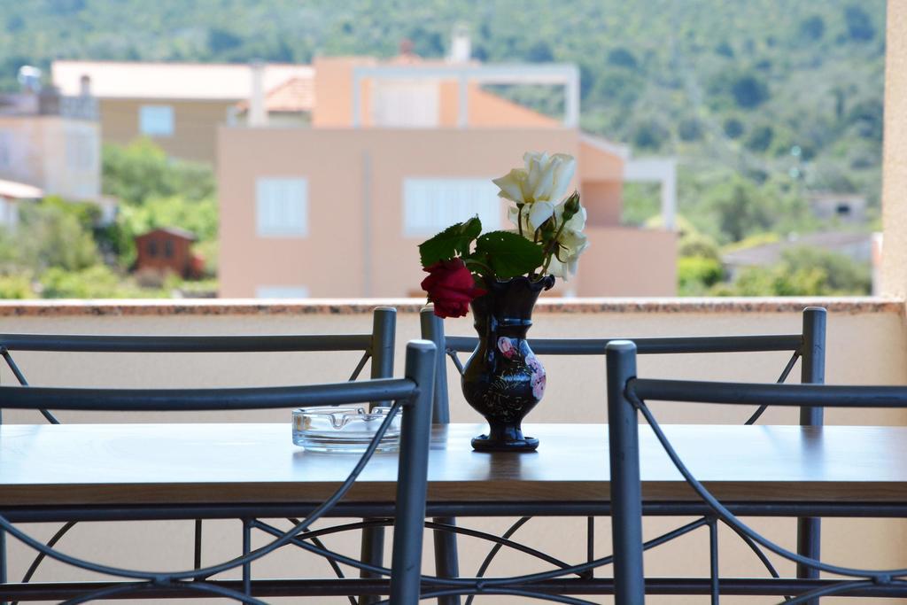 Apartments Buturi Солине Экстерьер фото