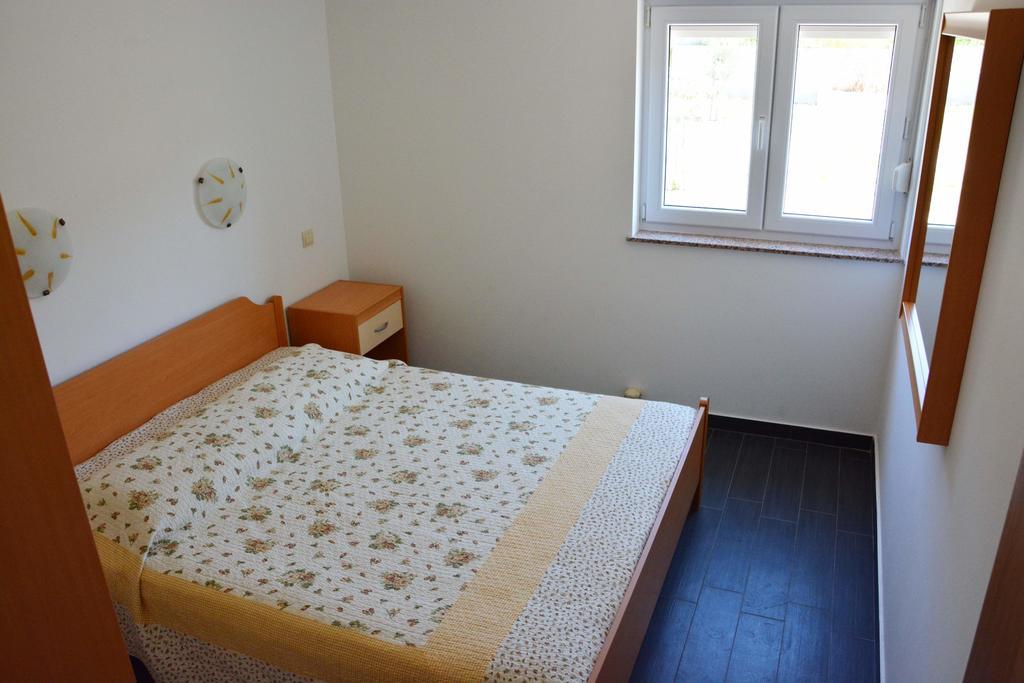 Apartments Buturi Солине Экстерьер фото