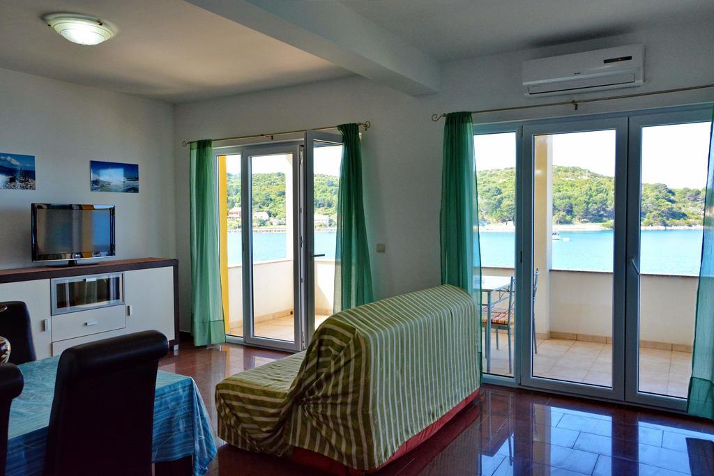 Apartments Buturi Солине Экстерьер фото